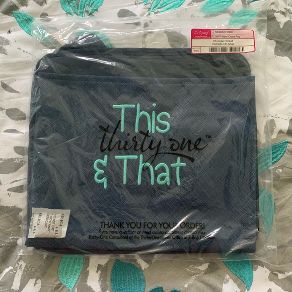 thirty-one Accessories - Thirty one pouch